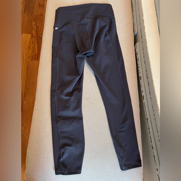 Dark grey Fabletics small workout leggings - Picture 2 of 2